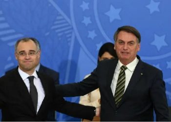 André Mendonça e Jair Bolsonaro. Foto: Isaac Amorim/MJSP