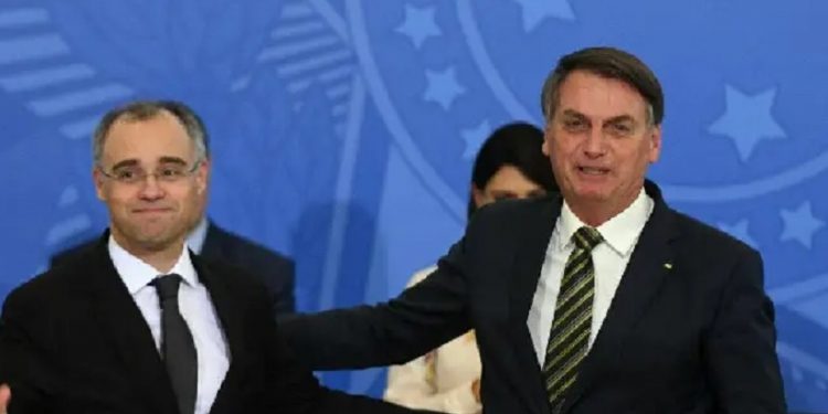 André Mendonça e Jair Bolsonaro. Foto: Isaac Amorim/MJSP André Mendonça e Jair Bolsonaro. Foto: Isaac Amorim/MJSP