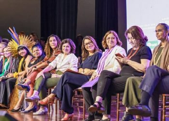 Lançada nesta quarta-feira (25), em Brasília, a iniciativa mobilizou governos locais, empresários, instituições de ensino, ONGs, torcidas organizadas, times de futebol, artistas, lideranças religiosas e sociedade civil - Foto: Claudio Kbene/PR