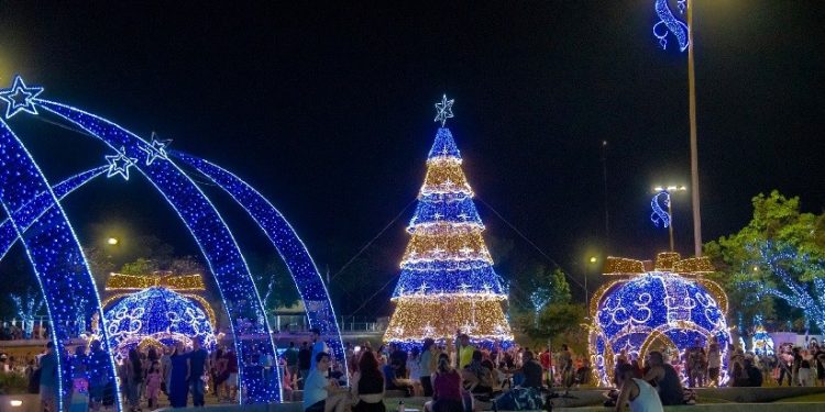 Iluminação no Gramadão começa no sábado. Foto: Rubens Fraulini/Itaipu Binacional Iluminação no Gramadão começa no sábado. Foto: Rubens Fraulini/Itaipu Binacional