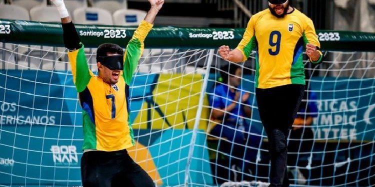 Equipe brasileira de goalball confirma o favoritismo em Santiago: tetracampeões. Foto: Miriam Jeske / CPB Equipe brasileira de goalball confirma o favoritismo em Santiago: tetracampeões. Foto: Miriam Jeske / CPB