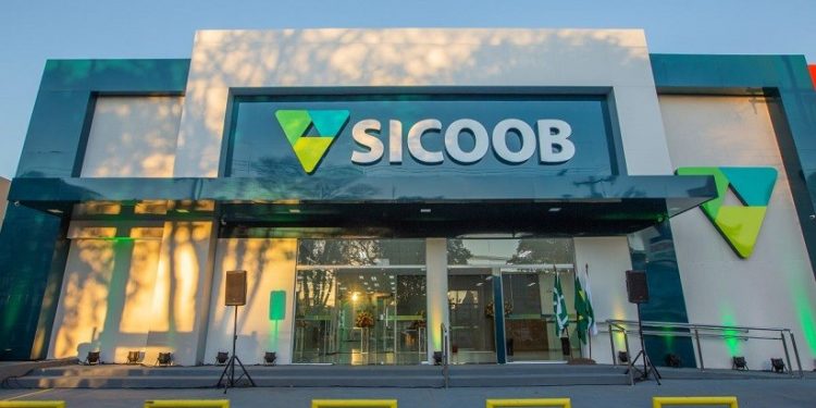 A promoção fomenta o investimento mediante premiação aos participantes - foto: Jean Pavão-Sicoob Três Fronteiras-Arquivo A promoção fomenta o investimento mediante premiação aos participantes - foto: Jean Pavão-Sicoob Três Fronteiras-Arquivo
