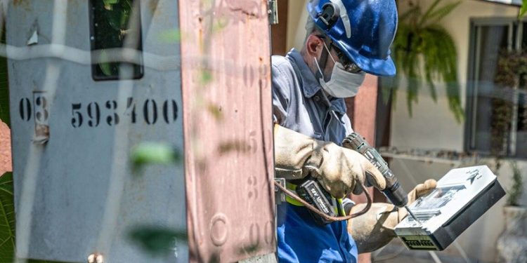 Com 350 mil medidores digitais instalados, Copel avança com Rede Elétrica Inteligente Com 350 mil medidores digitais instalados, Copel avança com Rede Elétrica Inteligente