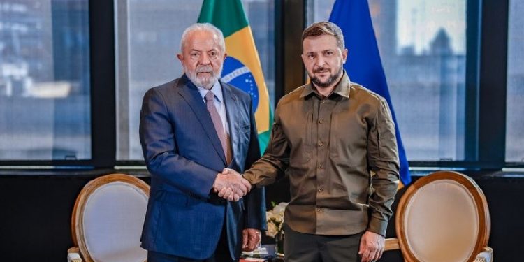 Lula e Zelensky tiveram o primeiro encontro reservado desde a posse do presidente brasileiro, em janeiro de 2023 - Foto: Ricardo Stuckert/PR Lula e Zelensky tiveram o primeiro encontro reservado desde a posse do presidente brasileiro, em janeiro de 2023 - Foto: Ricardo Stuckert/PR