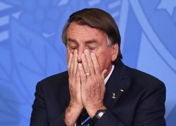 Presidente Jair Bolsonaro perdeu processo para jornalista da Folha Patrícia Campos Mello - Foto: EVARISTO SA/AFP via Getty Images)