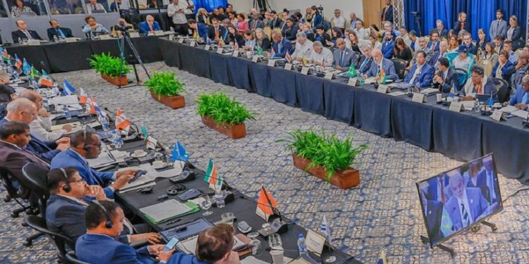 Comunicado manifesta posição de 24 dos países da CELAC que estiveram reunidos em São Vicente e Granadinas. Foto: Ricardo Stuckert / PR Comunicado manifesta posição de 24 dos países da CELAC que estiveram reunidos em São Vicente e Granadinas. Foto: Ricardo Stuckert / PR