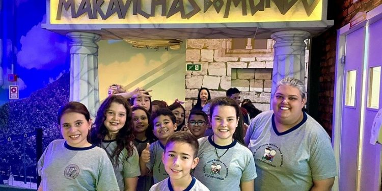 Das seis atrações do complexo Dreams Park Show, o Vale dos Dinossauros é o favorito das crianças mais novas