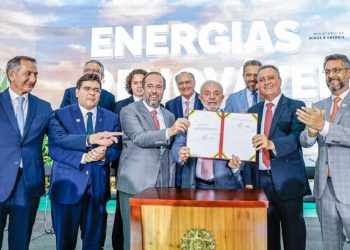Presidente Lula durante cerimônia de assinatura da Medida Provisória das Energias Renováveis e da Redução dos Impactos Tarifários, no Palácio do Planalto - Foto: Ricardo Stuckert/PR