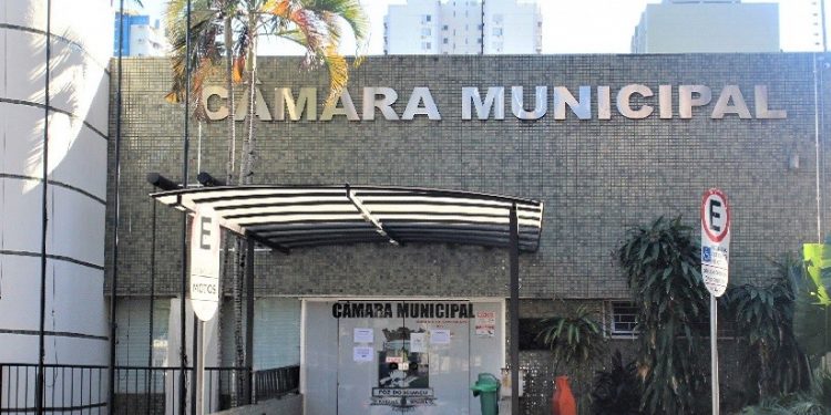 Audiência pública será no plenário da Câmara de Vereadores - foto: Observatório Social/Arquivo Audiência pública será no plenário da Câmara de Vereadores - foto: Observatório Social/Arquivo