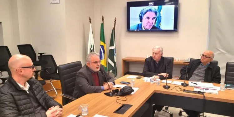 Plenária presencial e on-line reuniu lideranças, empresários e agentes públicos – foto: Divulgação Plenária presencial e on-line reuniu lideranças, empresários e agentes públicos – foto: Divulgação