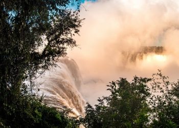 Amanhecer nas Cataratas - Créditos Nilmar Fernando #FotoEquipeCataratas