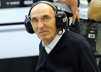 Frank Williams, fundador e ex-chefe de equipe da Williams Racing, morre aos 79 anos. (Foto: Imagem de OuTube/Captura)