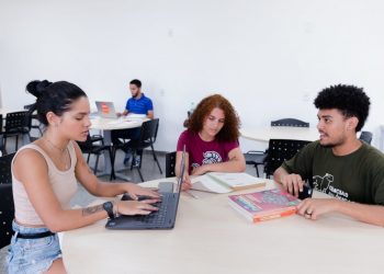Considerada a Universidade mais internacional do Brasil, a UNILA tem alunos de 39 nacionalidades e recebe estudantes refugiados e portadores de visto humanitário desde 2018