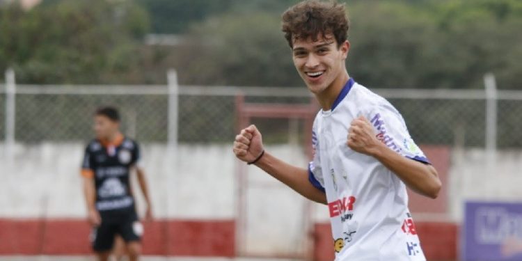O craque Marco Antonio foi o autor do gol da vitória sobre o Laranja Mecânica - Foto: Abel da Banca O craque Marco Antonio foi o autor do gol da vitória sobre o Laranja Mecânica - Foto: Abel da Banca