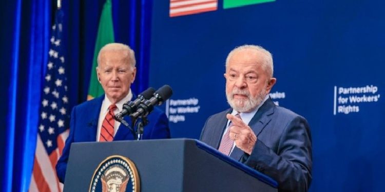 Presidentes Joe Biden (EUA) e Lula durante o anúncio da parceria em Nova York. Foto: Ricardo Stuckert / PR