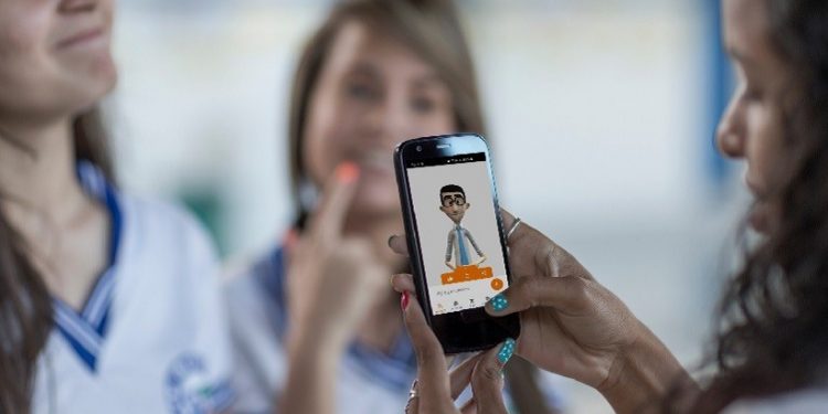 A startup também criou um plugin para traduzir sites para a Língua Brasileira de Sinais (Libras). Foto: Divulgação A startup também criou um plugin para traduzir sites para a Língua Brasileira de Sinais (Libras). Foto: Divulgação