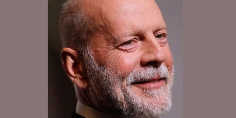 Willis, 67, foi diagnosticado no ano passado com afasia, um distúrbio de linguagem. (Foto: Instagram/Bruce Willis