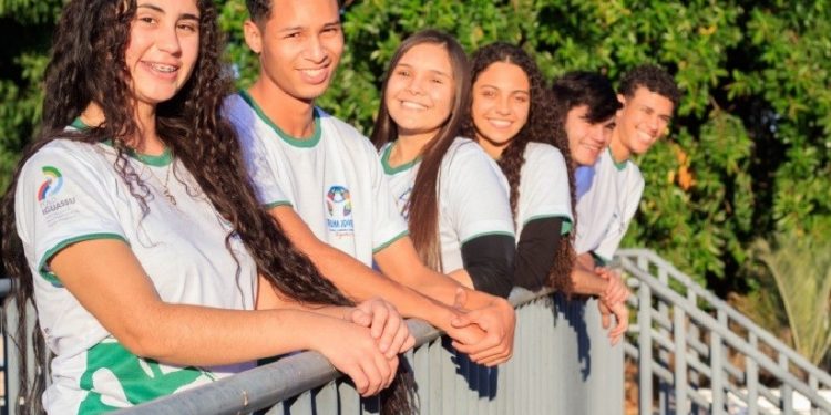 Integrantes do Projeto Trilha Jovem Iguassu. Foto: Divulgação/Polo Iguassu Integrantes do Projeto Trilha Jovem Iguassu. Foto: Divulgação/Polo Iguassu