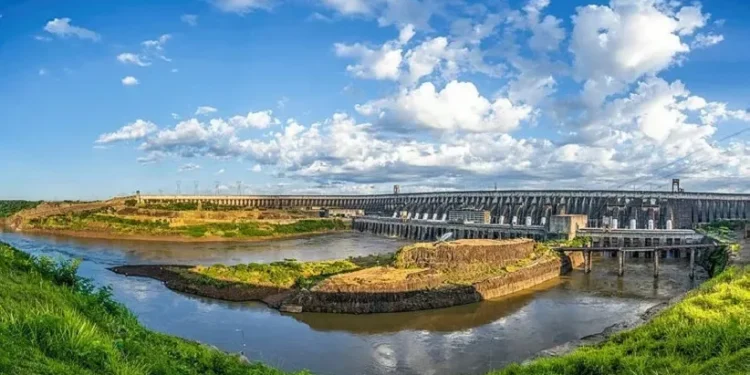 Usina completa 40 anos de produção neste domingo (5). Foto: Alexandre Marchetti/Itaipu Binacional Usina completa 40 anos de produção neste domingo (5). Foto: Alexandre Marchetti/Itaipu Binacional