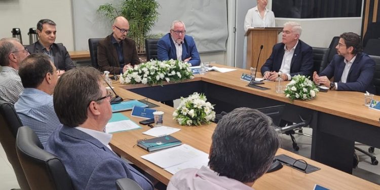 Fatia em recursos do desempenho anual retorna aos cooperados do Sicoob Três Fronteiras – foto Divulgação Fatia em recursos do desempenho anual retorna aos cooperados do Sicoob Três Fronteiras – foto Divulgação