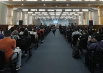 Participação da comunidade no último debate, realizado na sexta-feira (12)