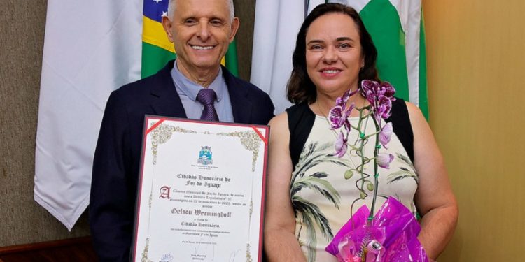 Sessão Solene de Entrega do Título de Cidadão Honorário ao senhor Gelson Werminghoff - Foto: Christian Rizzi Sessão Solene de Entrega do Título de Cidadão Honorário ao senhor Gelson Werminghoff - Foto: Christian Rizzi