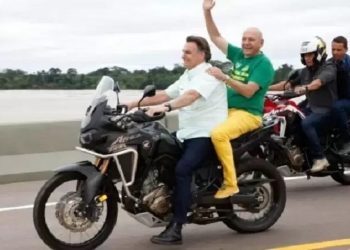 Luciano Hang pegou “carona” com o presidente Jair Bolsonaro – Planalto/Divulgação