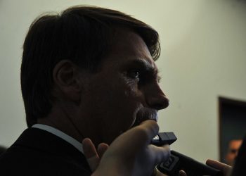 "Analisando o cenário político, sem paixões, percebemos claramente a incapacidade e inabilidade do Governo Federal em enfrentar essas crises", afirmam os bispos - Memória EBC