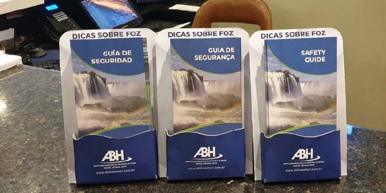 A tiragem inicial contempla três idiomas português, inglês e espanhol - Foto divulgação