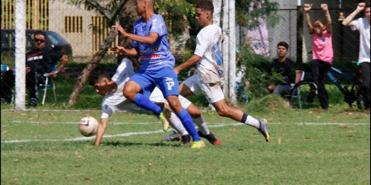 Partida será às 15 horas com acesso gratuito para a torcida - Foto: Abel da Banca Partida será às 15 horas com acesso gratuito para a torcida - Foto: Abel da Banca