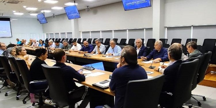 Mesa diretora do conselho convida conselheiros e a comunidade para a reunião – foto: Divulgação/Arquivo Mesa diretora do conselho convida conselheiros e a comunidade para a reunião – foto: Divulgação/Arquivo