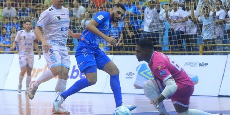 ? - Nilton Rolin | Foz Cataratas Futsal ? - Nilton Rolin | Foz Cataratas Futsal