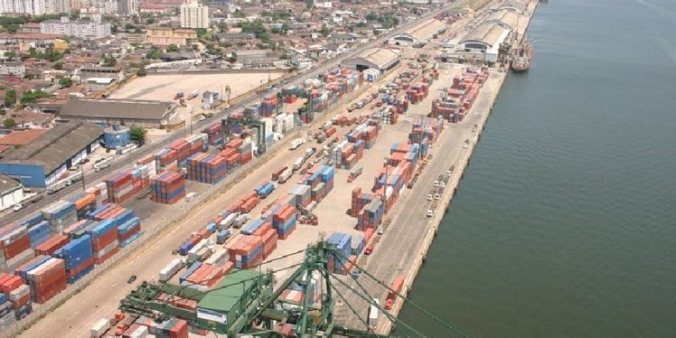 Porto de Santos, em São Paulo. Foto: Reprodução/Agência Brasil Porto de Santos, em São Paulo. Foto: Reprodução/Agência Brasil