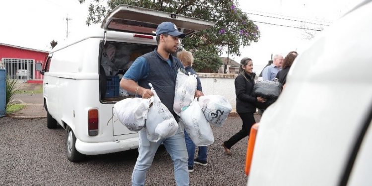 ATO SOLIDÁRIO: Provopar recebe doações para famílias em situação de vulnerabilidade social ATO SOLIDÁRIO: Provopar recebe doações para famílias em situação de vulnerabilidade social