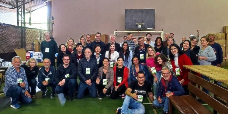 Organização e realização do bazar contaram com a participação de voluntários do controle social – foto: Divulgação/Assessoria Organização e realização do bazar contaram com a participação de voluntários do controle social – foto: Divulgação/Assessoria