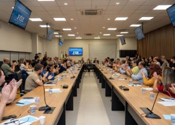 Comunidade participou da sessão de entrega dos projetos prioritários – foto: Marcos Labanca/Codefoz