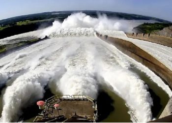 Por algum motivo não explicado, Itaipu Binacional pretende flexibilizar as medidas de isolamento social recomendadas pela OMS a partir dessa semana - Caio Coronel/Itaipu