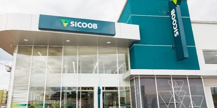Sicoob promove justiça financeira e desenvolvimento da comunidade – foto: Divulgação