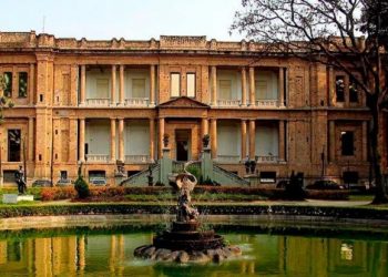 A Pinacoteca do Estado de São Paulo é um dos mais importantes museus de arte do Brasil. Ocupa um edifício construído em 1900, no Jardim da Luz, centro de São Paulo - Foto: Reprodução