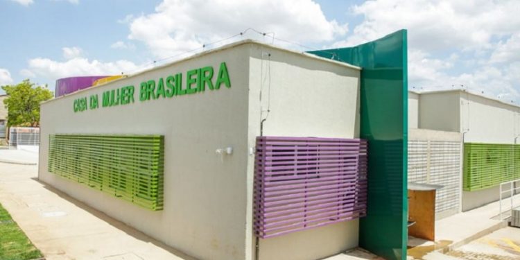 A Casa da Mulher Brasileira de Teresina ocupa 3,6 mil metros e oferecerá assistência a mulheres vítimas de violência em uma estrutura que contempla serviços de triagem, acolhimento, alojamento, apoio psicossocial e jurídico e promoção de autonomia econômi A Casa da Mulher Brasileira de Teresina ocupa 3,6 mil metros e oferecerá assistência a mulheres vítimas de violência em uma estrutura que contempla serviços de triagem, acolhimento, alojamento, apoio psicossocial e jurídico e promoção de autonomia econômi