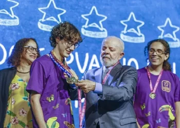 Presidente Lula durante a cerimônia de premiação da 18ª Olimpíada Brasileira de Matemática das Escolas Públicas (OBMEP), no Rio de Janeiro - Foto: Ricardo Stuckert/PR