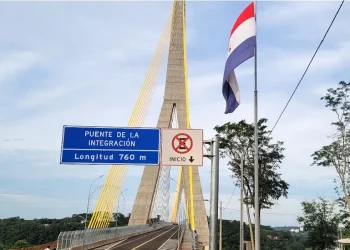 Conselhos de desenvolvimento da Argentina, Brasil e Paraguai pedem a abertura da Ponte da Integração, que está concluída – foto: Divulgação/Codetri