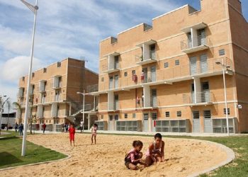 Retomado em 2023, a meta do Minha Casa, Minha Vida é contratar dois milhões de novas unidades habitacionais até o fim de 2026. Foto: PAC