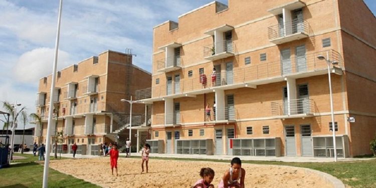 Retomado em 2023, a meta do Minha Casa, Minha Vida é contratar dois milhões de novas unidades habitacionais até o fim de 2026. Foto: PAC Retomado em 2023, a meta do Minha Casa, Minha Vida é contratar dois milhões de novas unidades habitacionais até o fim de 2026. Foto: PAC