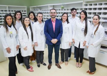 Equipe de Farmácia Clínica do Hospital Costa Cavalcanti