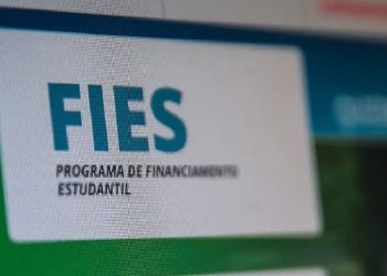 As condições de renegociação de dívidas junto ao Fies contemplam contratos celebrados até 2017 e com inadimplência em 30 de junho de 2023 - Foto: Marcello Casal Jr/Agência Brasil