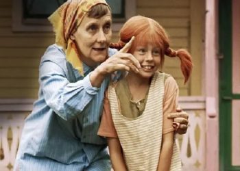 Astrid Lindgren con la actriz que llevó a Pippi a la pantalla, Inger Nilsson.