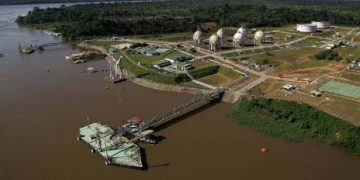 Vista aérea do gasoduto Urucu-Coari, no Amazonas - Foto: Ricardo Stuckert/Divulgação/Petrobrás