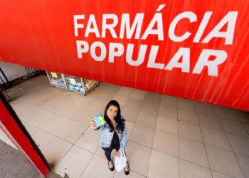 A população beneficiada pode retirar os absorventes em mais de 31 mil farmácias credenciadas pelo programa Farmácia Popular em cerca de 4,6 mil municípios - Foto: Jerônimo Gonzalez/MS