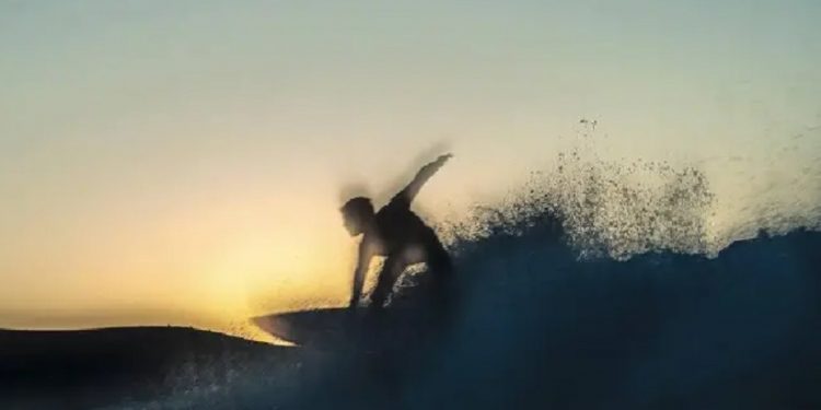 Instante de la competición QS10.000, dentro del circuito mundial y que se celebra en Galicia. Diego Sanchez/Borja Larrondo/The Kids are Right Instante de la competición QS10.000, dentro del circuito mundial y que se celebra en Galicia. Diego Sanchez/Borja Larrondo/The Kids are Right